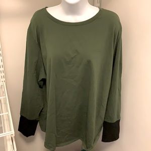 Universal Standard Contrast Cuff Rhine T sz Lg